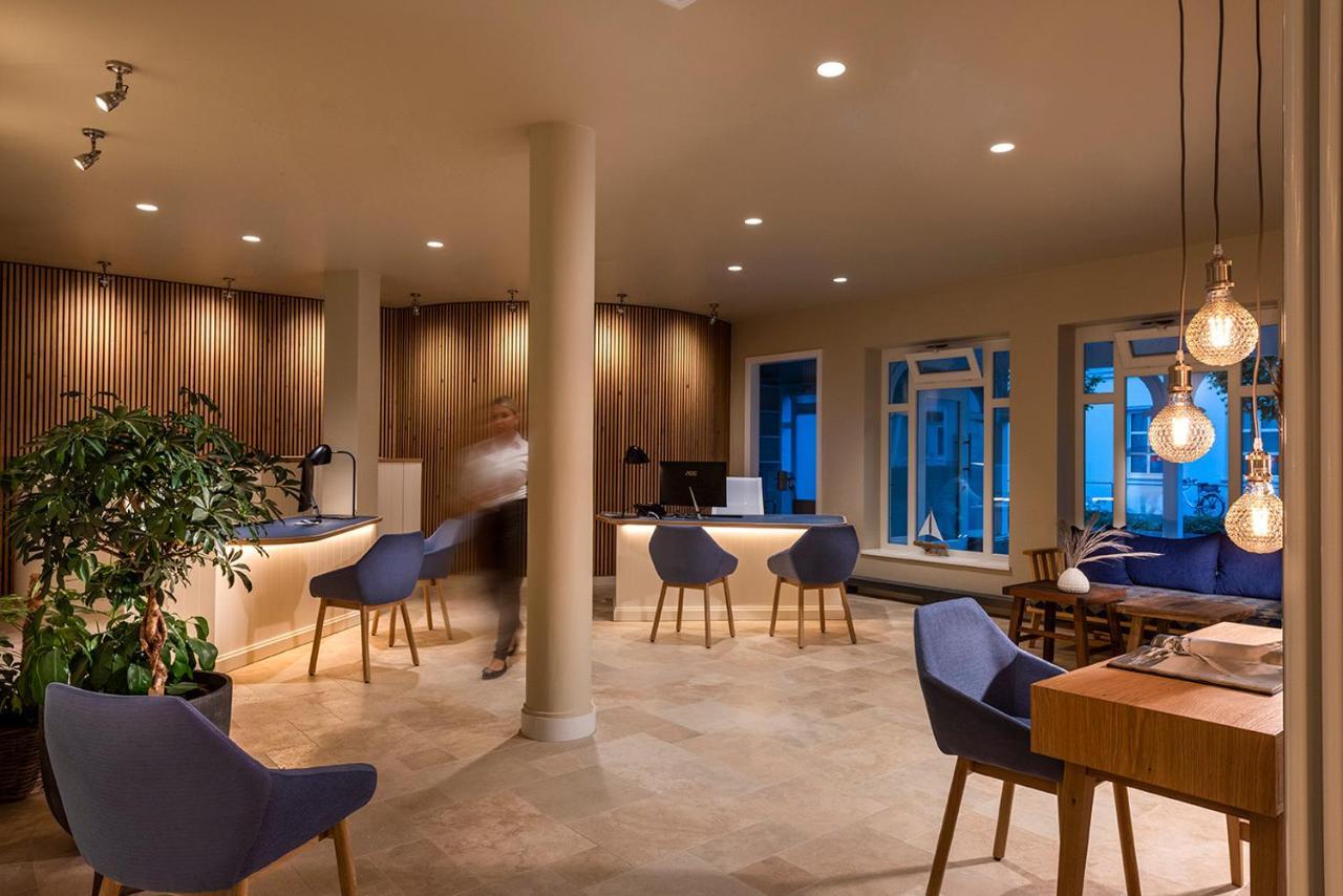 Loev - Vela Hotels Binz Bagian luar foto