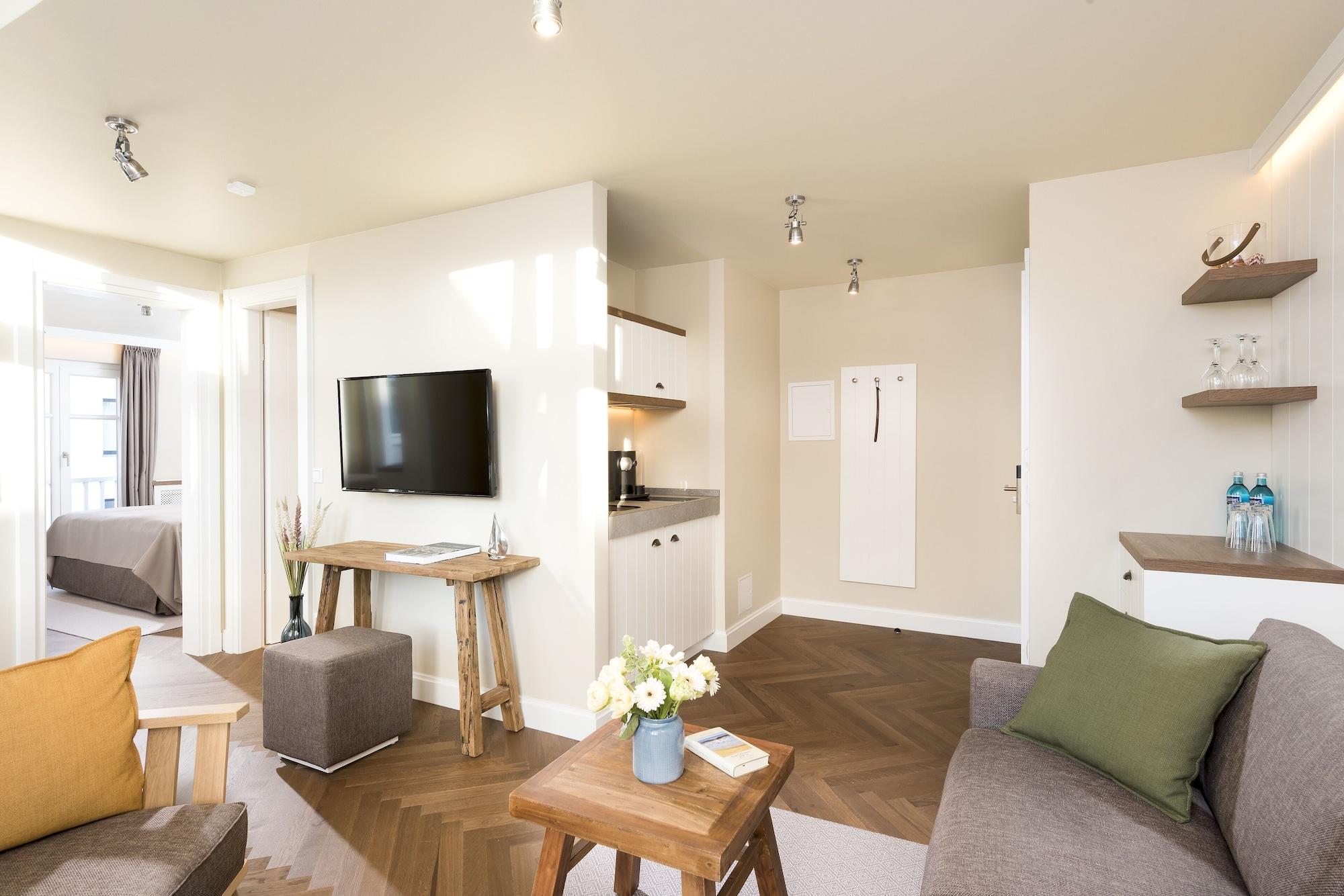 Loev - Vela Hotels Binz Bagian luar foto
